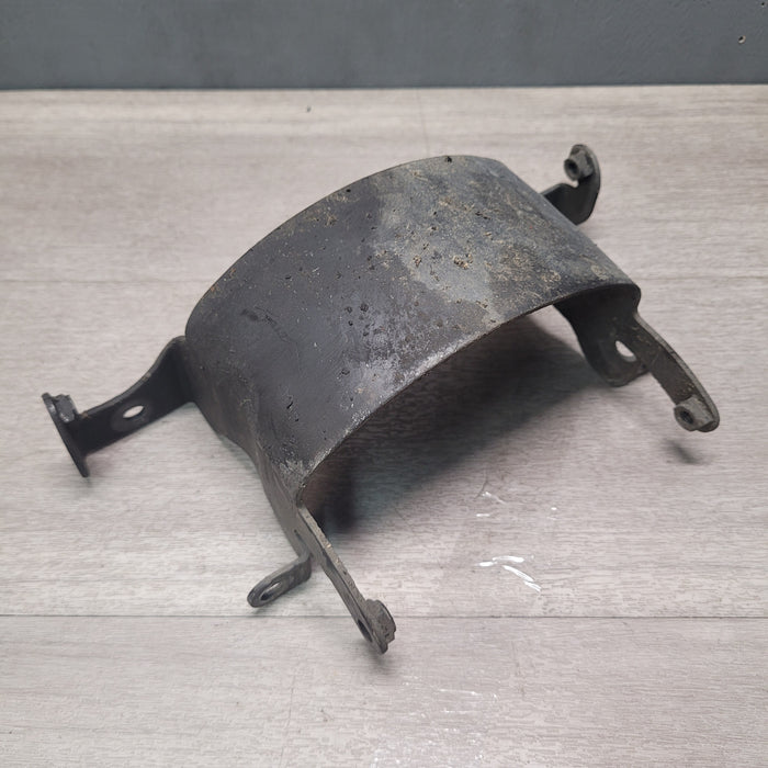 XL1000V Varadero (SD02) Front Mud Guard Bracket