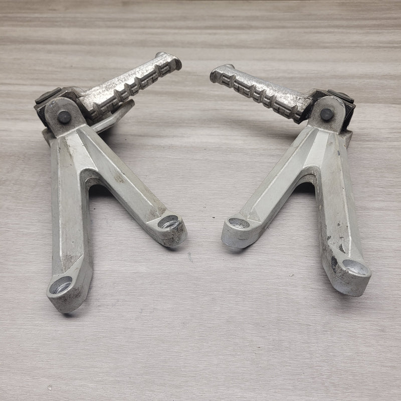 GT250 Comet passenger peg hangers and pegs