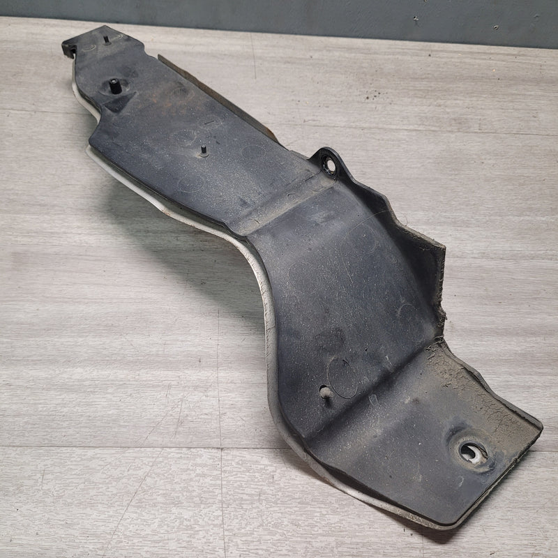 XL1000V Varadero (SD02) Right Inner tail fairing/exhaust shield